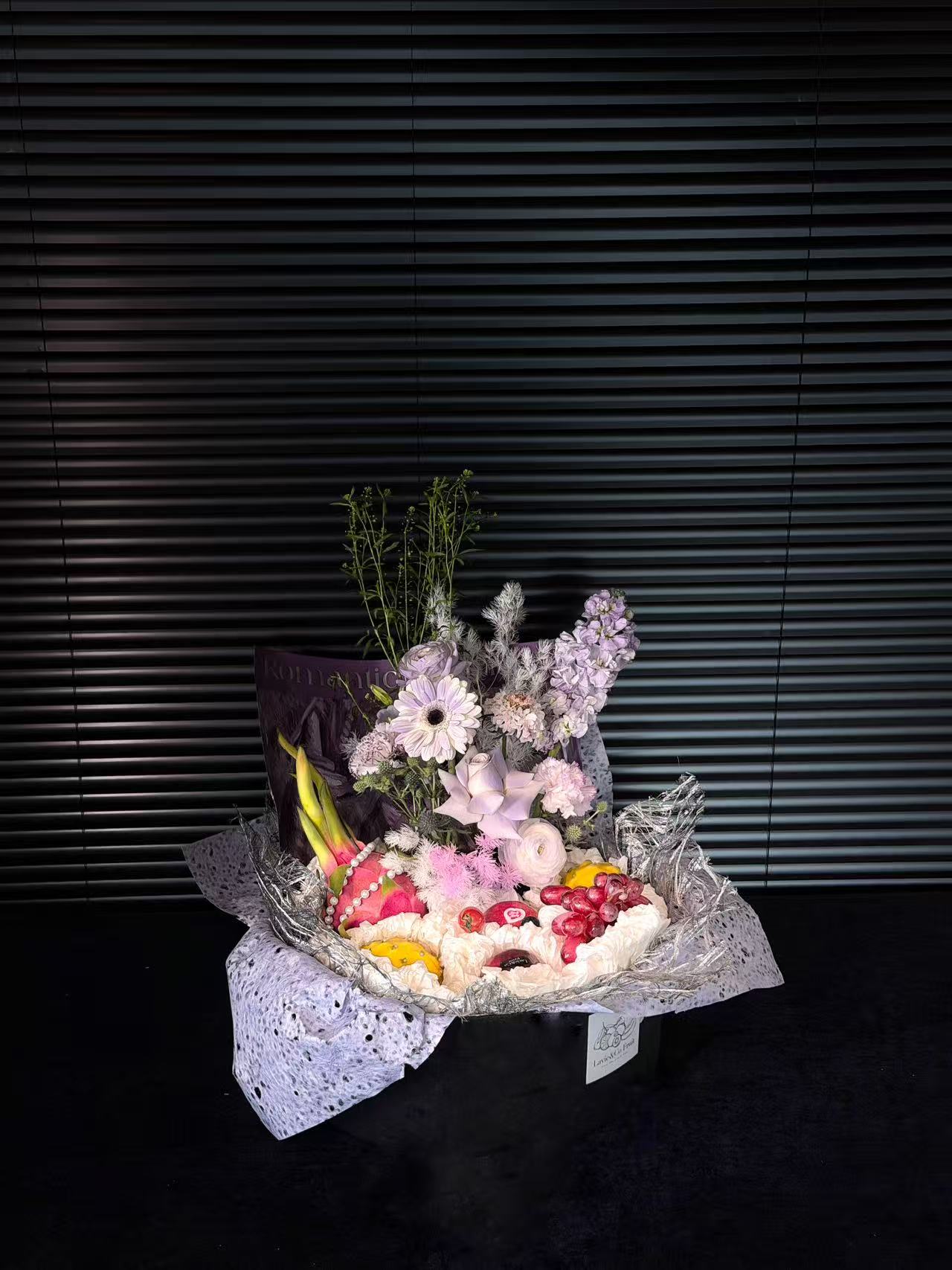 浪漫花果束